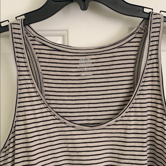 Old Navy Tank Top Medium Striped Grey Relaxed Fit Black - Picture 2 of 8